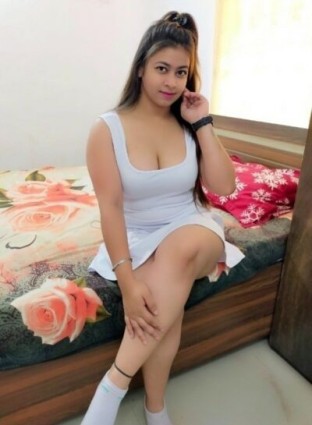 Call Girls in New Ashok Nagar (|⑨⑨⑤⑧⓪①⑧⑧③①|)